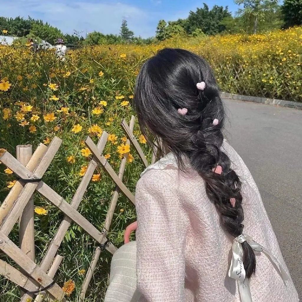 两个月亮